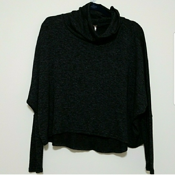 🔥3 for $20| EUC Cozy Cowl Neck Sweater - Picture 4 of 4